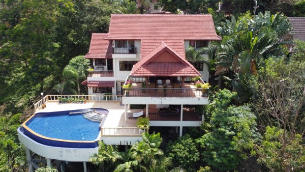 Patong Hill Villa